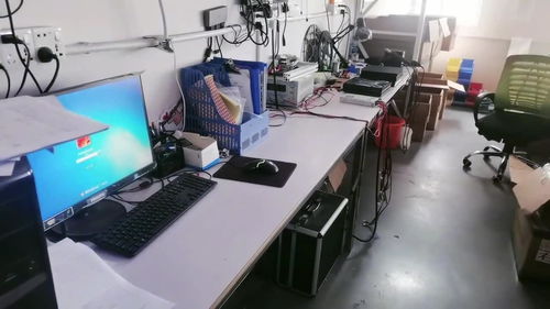 深圳電子廠工作很輕松,就是沒(méi)有女孩,一個(gè)月工資八千塊左右